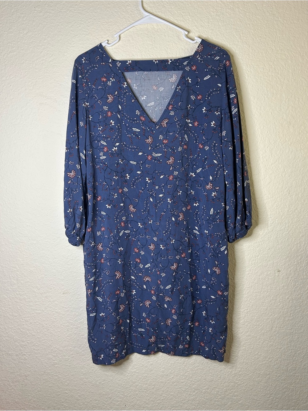 Navy Blue Floral V-Neck Shift Dress Scrunch Half Sleeve Medium Spring Light‎